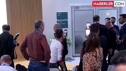 Fatih Terim'e Azerbaycan'da adım attırmadılar