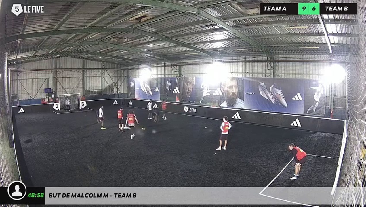 But de Malcolm M - Team B