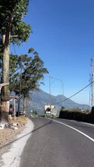 Kenangan opo neng dalan iki lur?