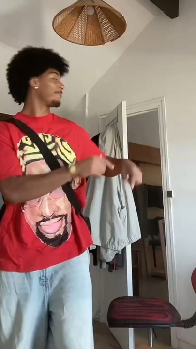 Ce rappeur Banldlab a créé un HIT