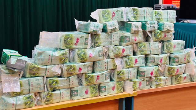 Lật tẩy chiêu trò giấu ma túy sau bình xăng ô tô