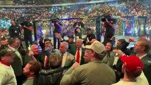 Donald Trump asiste a la UFC y es ovacionado por el público