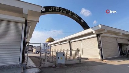 Hatay'da at arabasıyla gelip, sitenin demir kapısını çaldılar!