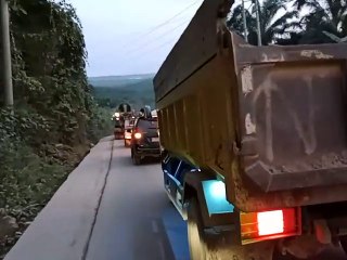 Hati-hati Melintas di Tanjakan Gunung Guwai