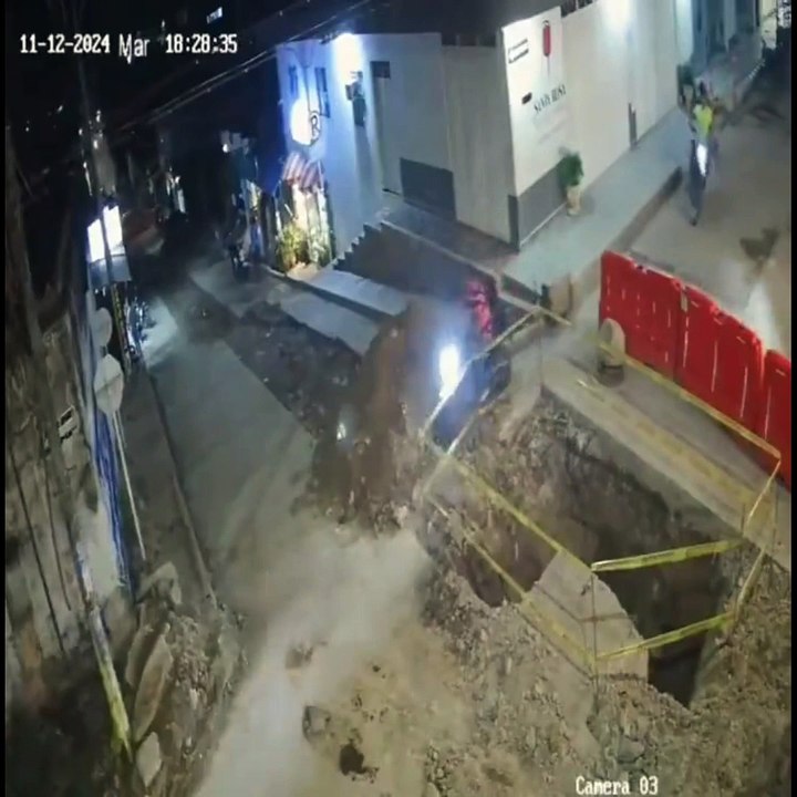 Ce motard va regretter son raccourcis...