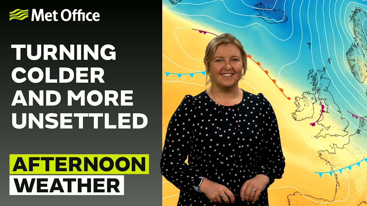 Met Office Afternoon Weather Forecast 17/11/24 - Scattered showers for some