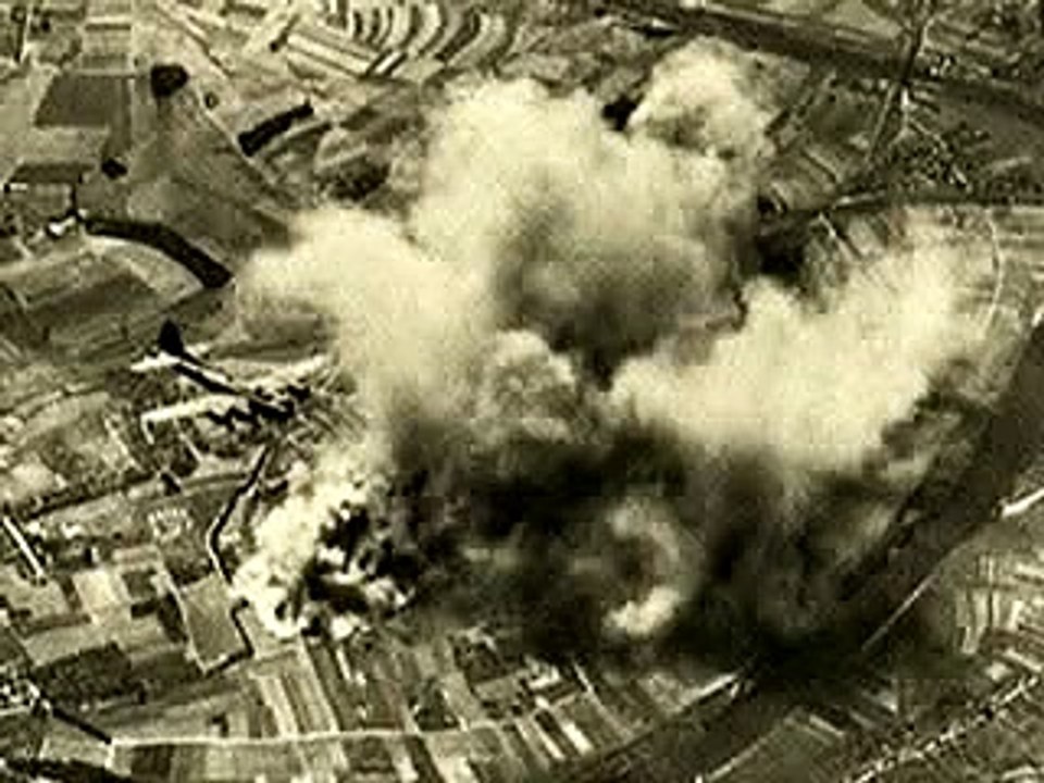 Microsoft Combat Flight Simulator: WWII Europe Series (Unreleased Game) - BOE1