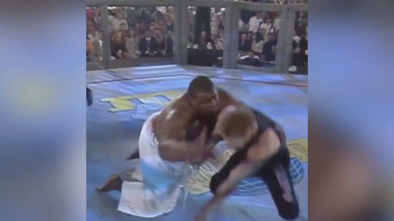 Así era la UFC en los 90 cuando no había limitaciones de peso: se van a quedar a cuadros
