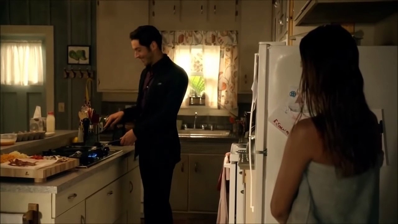“Good morning detective” Lucifer 1x04 HD 720p