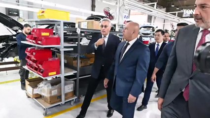 وزير الصناعة والنقل يشهد إطلاق سيارة إكسيد المنتجة في مصر ويتفقد خطوط الإنتاج بالمصنع