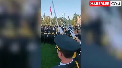 AK Partili Varank'tan ihracı istenen teğmenler için "FETÖ" benzetmesi