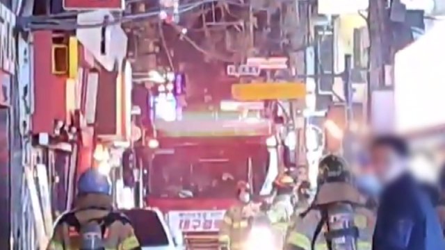 대구 중구 노래방에서 화재...다친 사람 없어 / YTN