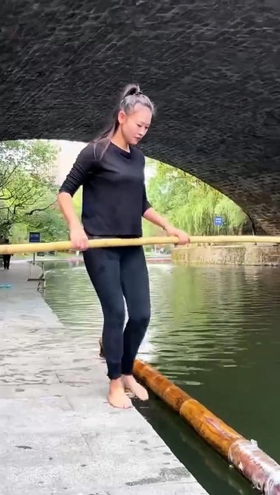有一种活法叫做松弛感，松弛感是与世无争，是允许一切发生，周末愉快！#独竹漂日常 #非物质文化