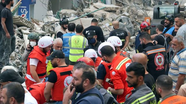 Bombardeios israelenses no Líbano e Gaza matam dezenas, incluindo porta-voz do Hezbollah