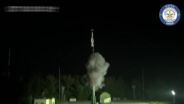 인도 자체 개발 극초음속 미사일 시험 발사 성공 / YTN