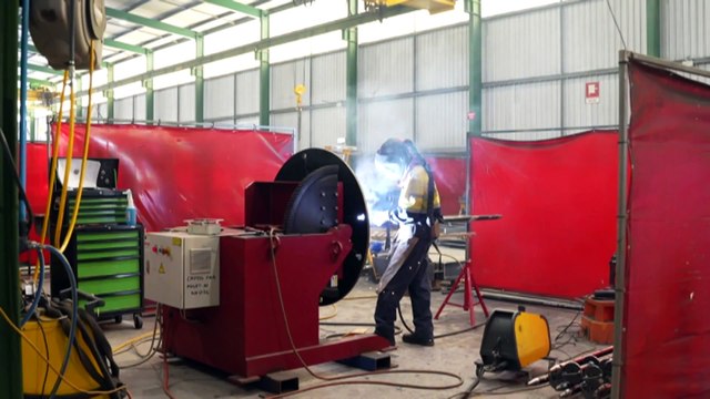 Perth Zoo prepares to farewell Asian elephants as relocation plan hits milestone