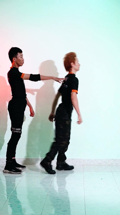 Calm, resilience, and self-defense – three elements that make you strong.