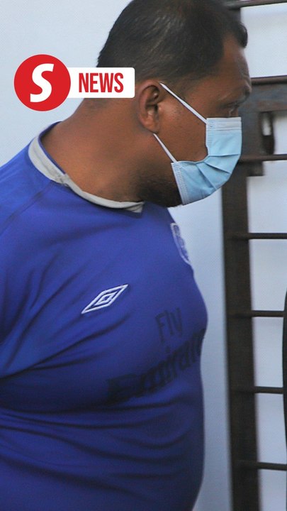 Lorry driver in fatal container accident claims trial to reckless driving