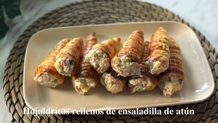 Hojaldritos rellenos de ensaladilla de atún (en cucuruchos)