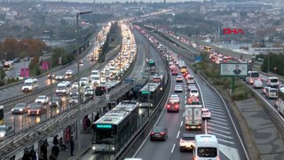 İstanbul'da haftanın ilk iş gününde trafik yoğunluğu