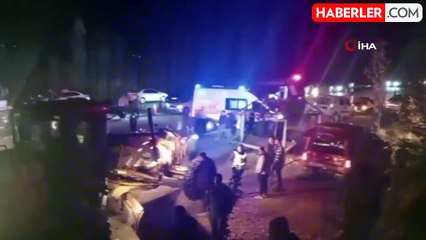 Malatya'da devrilen tırın altında kalan 2 polisten biri şehit oldu