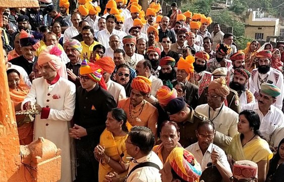 Video : तीन दिवसीय बूंदी महोत्सव का ध्वजारोहण के साथ हुआ आगाज