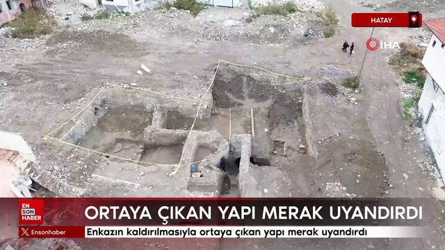 Hatay'da enkazın kaldırılmasıyla binaların altında şapel ortaya çıktı