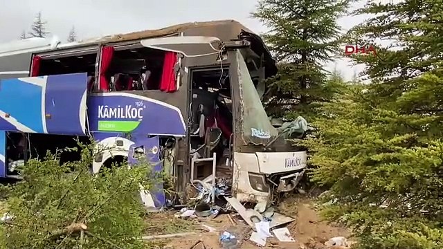 Eskişehir'de yolcu otobüsü devrildi: Ölü ve yaralılar var