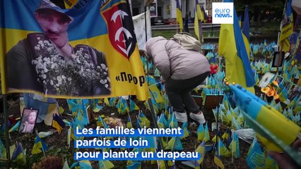 À Kiev, un mémorial pour les familles endeuillées