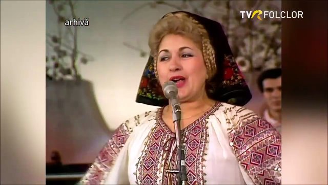 Ana Pacatius - Dragu mi-i cu voi cu toti (Spectacol Tezaur folcloric - TVR - 1988)