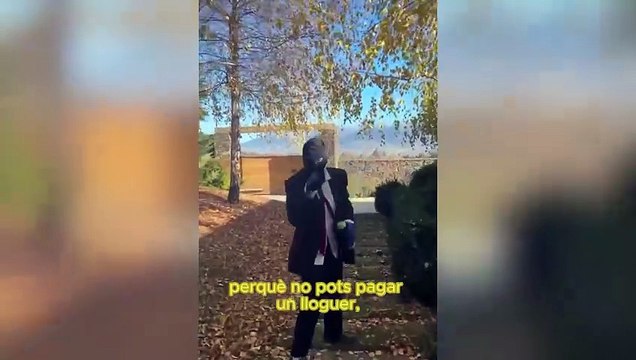 Las juventudes de la CUP irrumpen en la casa de Piqué en la Cerdanya y la vandalizan: Fuera pijos”.