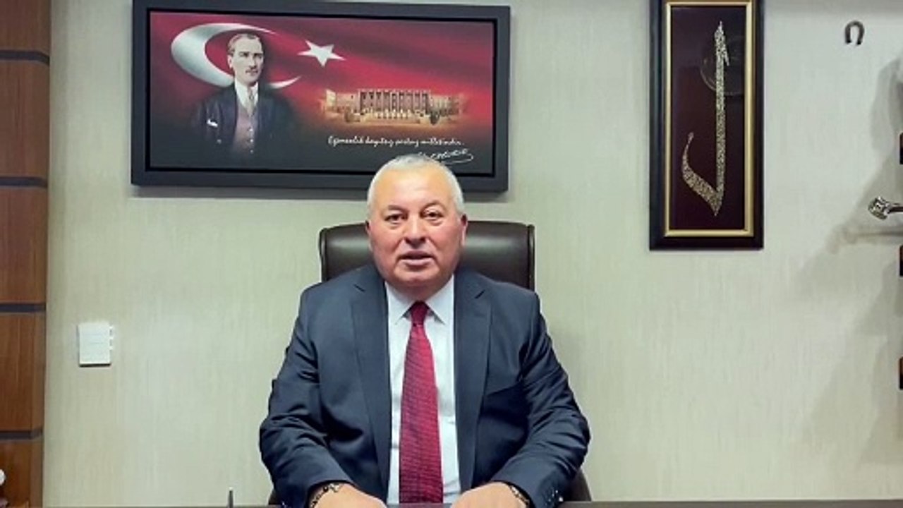 Cemal Enginyurt Demokrat Parti'den İstifa Etti