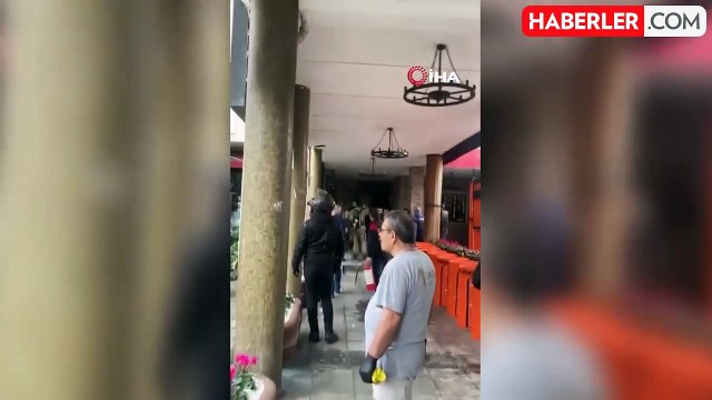 Beşiktaş'ta can pazarı: Elektrik panosundan çıkan yangın paniğe neden oldu