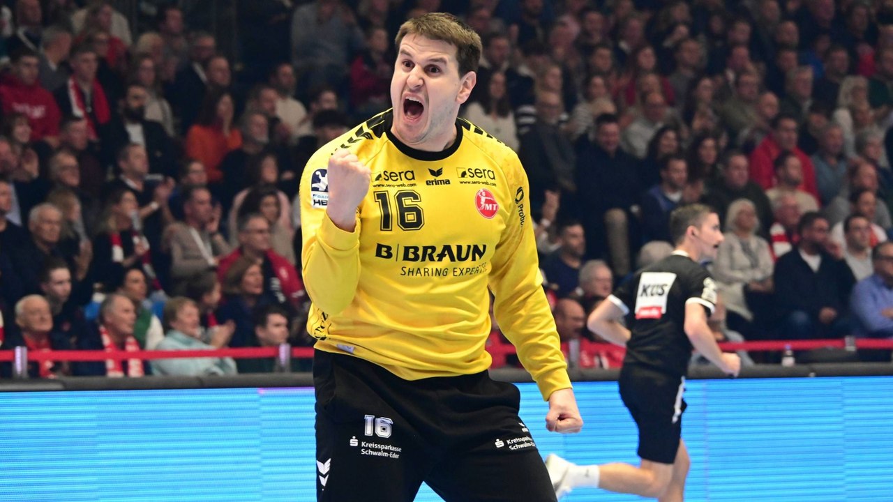 Nebojsa Simic schließt das Tor ab