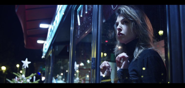 Une cage deux oiseaux Bande-annonce VF