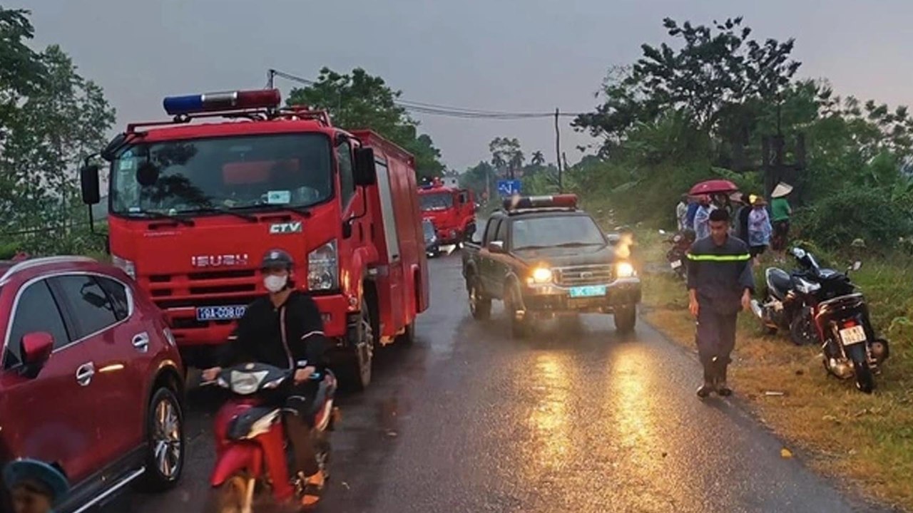 5 học sinh lớp 8 ở Phú Thọ mất tích khi tắm sông