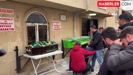 Yeliz Öğretmen ve Minik Kızı Son Yolculuklarına Uğurlandı