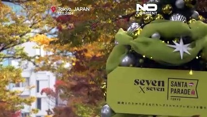 Für den guten Zweck: Tausende Weihnachtsmänner spazieren durch Tokio