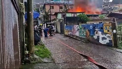 Incêndio em casa de Florianópolis