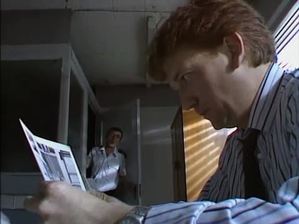 The Bill 1984 - S02E01 - Snouts and Red Herrings (11 November 1985)