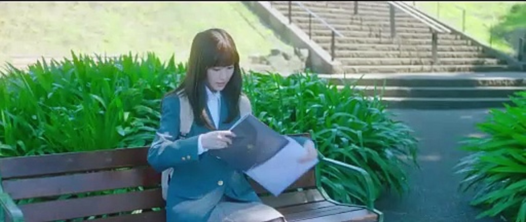 A Girl and Her Guard Dog - Teaser Trailer (OV) HD