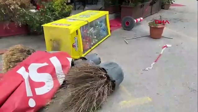 Marmara'yı lodos vurdu! İnsanlar uçmamak direklere tutundu