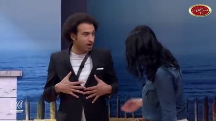 هو الزبادي بيتكلم ولا إيه يا جدعان" علي ربيع وخروج عن النص كالعادة "