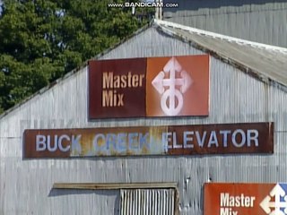 y2meta.com - The Trains of Lafayette - part 6