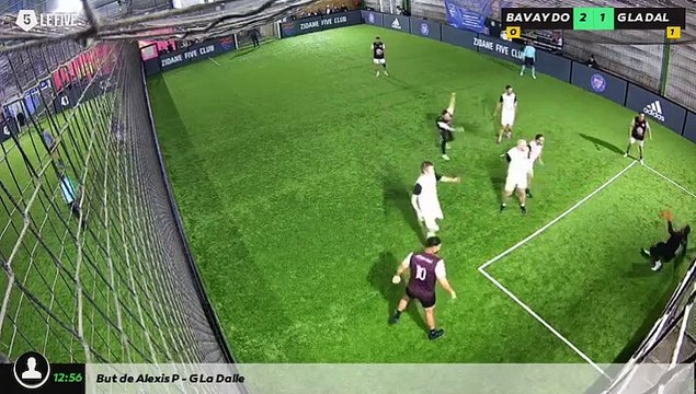 Bavay Doualle - G La Dalle 18/11 à 20:42 - Football Terrain 1 (LeFive Valenciennes)