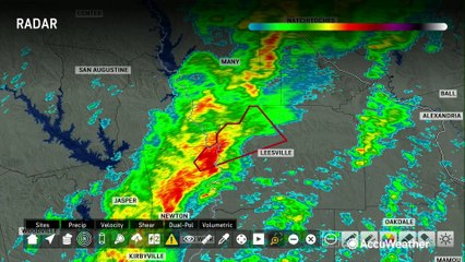 Storms sweeping through the central US lead to tornado risks