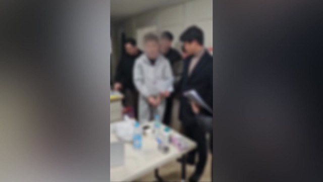 '몸캠 피싱·100억 원대 투자 사기' 범죄 조직 검거 / YTN