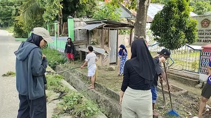 KKN Kolaboratif Universitas Muhammadiyah Papua Gelar Kerja Bakti