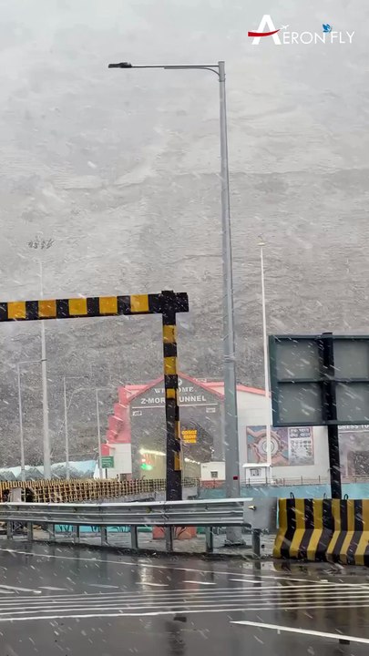 Welcome to Kashmir: Plan a Magical Winter Trip with Your Loved Ones ❄️🌄 | AeronFly | Make Your Safar Suhana