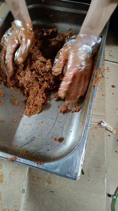 Saz Nasıl Calinir